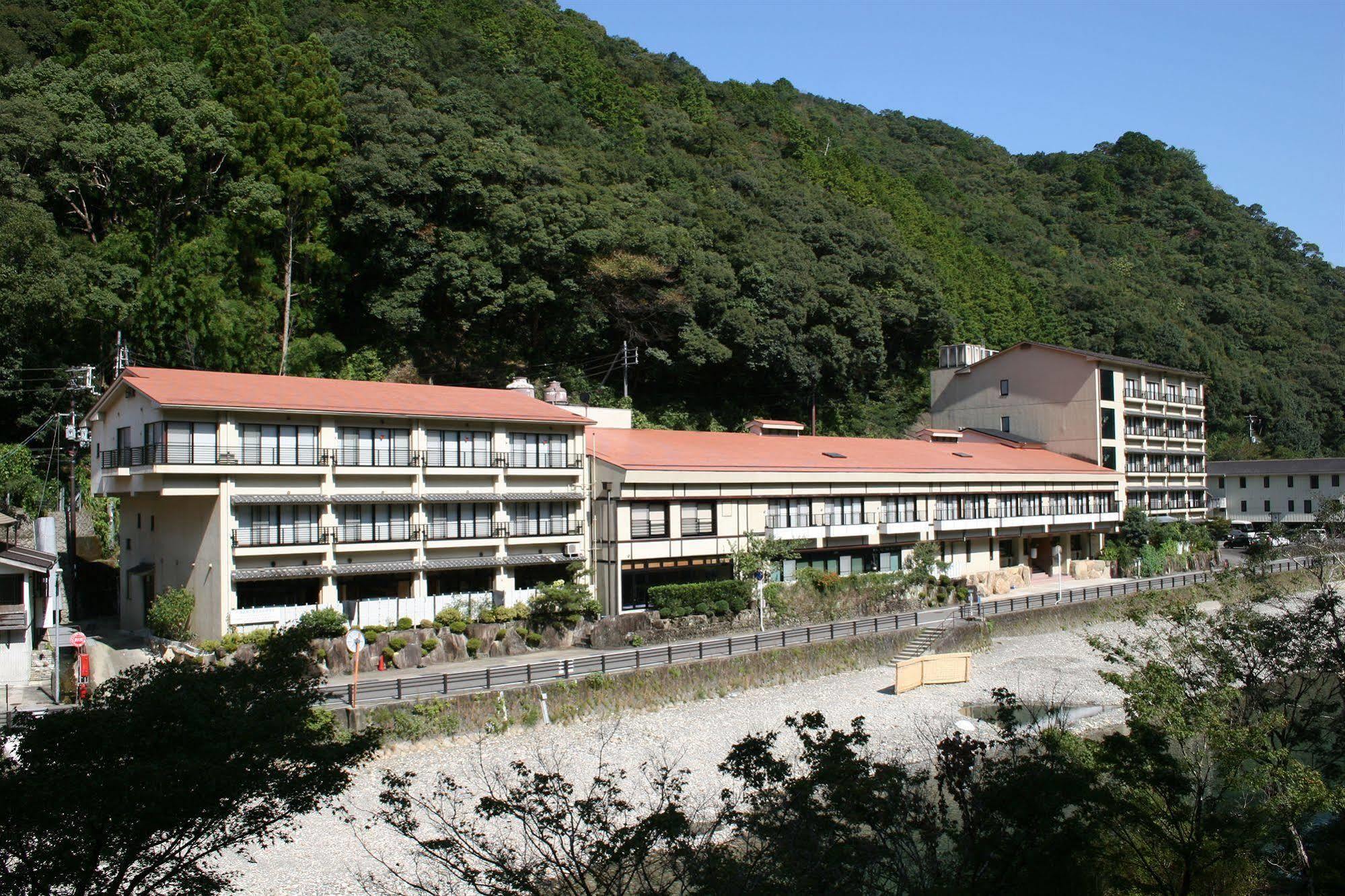 Kawayu Onsen Fujiya Hotel Hongu Bagian luar foto